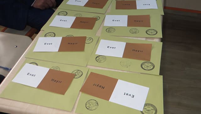 Turkiya muxolifati referendum natijalari ustidan arz qilmoqchi
