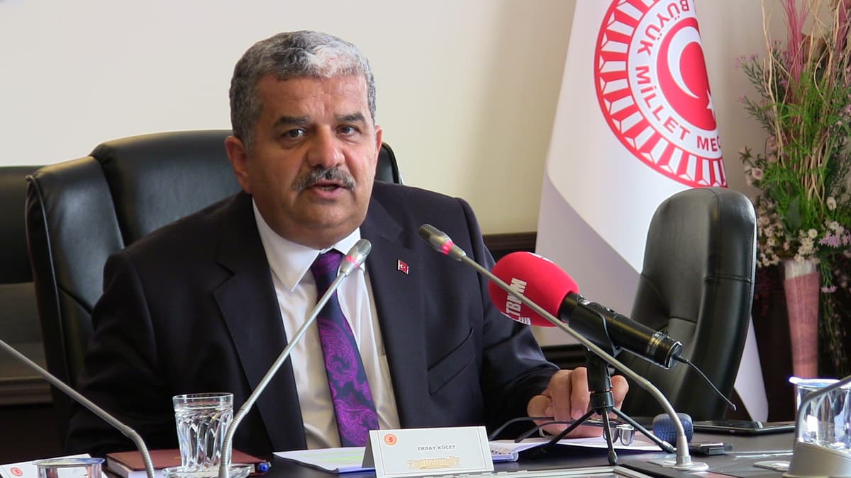 Туркия парламенти раиси ўринбосари: “Ўзбекистон FETÖ таҳдидини анча аввал пайқаган эди”