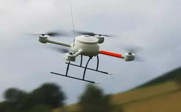 Kanadada dron yo‘lovchi samolyoti bilan to‘qnashib ketdi  