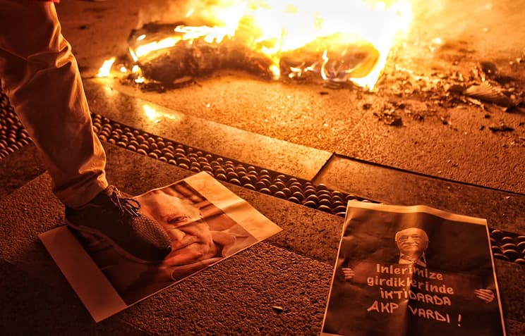 Turkiya prokuraturasi Gulenga 2 ming yillik qamoq jazosi tayinlanishini talab qilmoqda