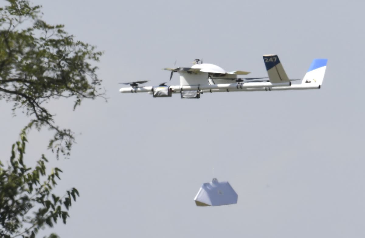 Google kompaniyasi dronlar bilan buyurtmalarni yetkazib bera boshladi