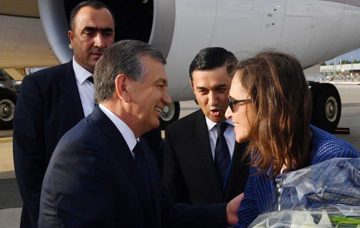 Foto: Birinchi raqamli bortlar - kim qanday samolyotda uchadi?