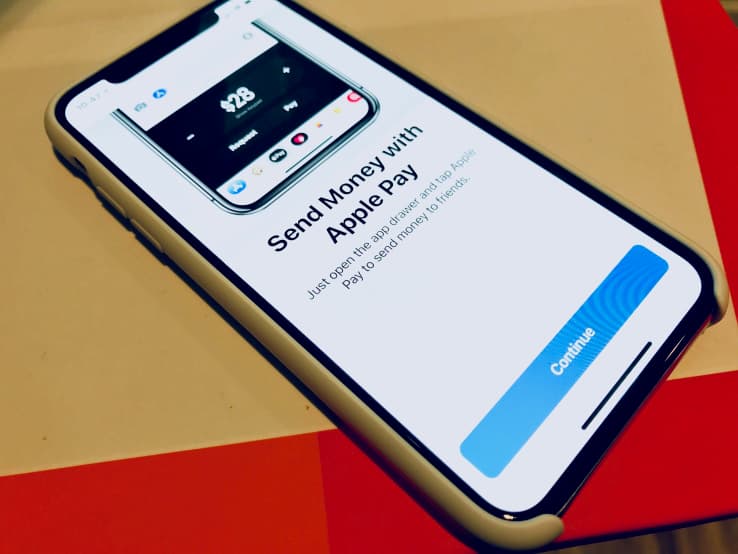 Apple iPhone’lar o‘rtasida pul o‘tkazish funksiyasini ishga tushirdi