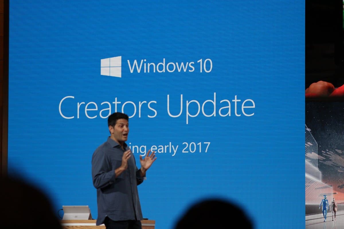 Microsoft yangi Windows versiyani namoyish etdi