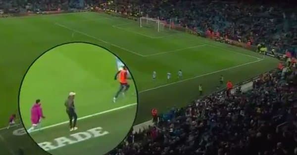 Video: «Manchester Siti»ning «aqldan ozgan futbolchisi» cho‘loqlangan holda chopmoqda