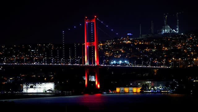 Bosfor orqali Istanbulga olib o‘tadigan ko‘prik isyon vaqtida halok bo‘lgan qahramonlar xotirasi uchun qayta nomlanadi