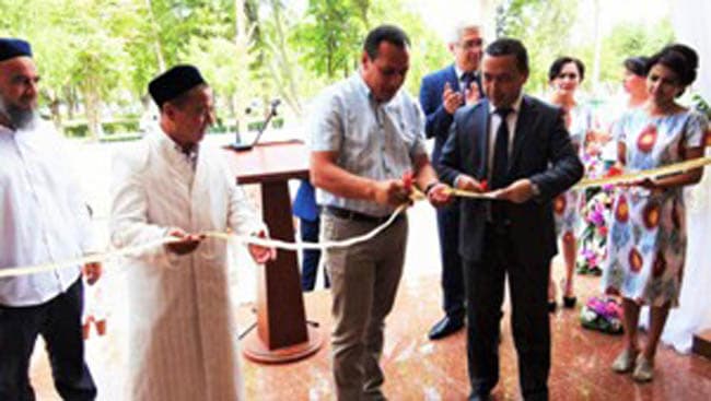 Bekobodda FHDYo hamda davlat notarial idorasining yangi binosi foydalanishga topshirildi