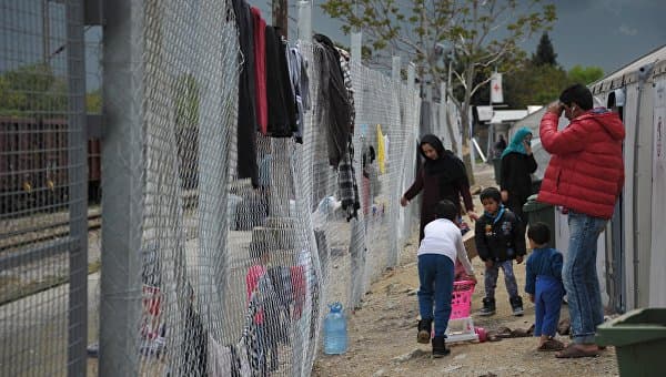 Bild: Turklarga qochqinlarni olib qolishi uchun va'da qilingan pul Gretsiyaga berilishi mumkin