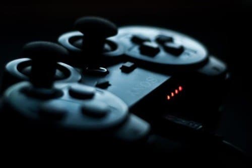 Видео: Янги XBox One X​’нинг​ расмий нархи ва сотувга чиқиш муддати аниқ бўлди