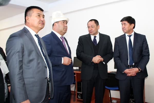 Ikramov: O‘zbekiston va Qirg‘izistonning yaxshi qo‘shnichilik aloqalari hamkorlikni rivojlantirish garovi 