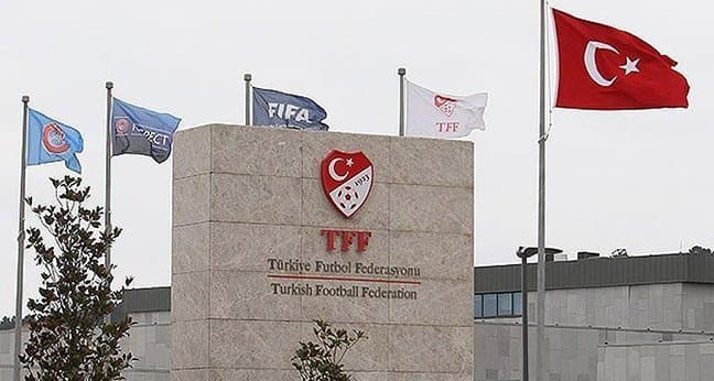 Turkiya futbol federatsiyasi rahbariyati bir qator tekshiruvlardan keyin iste'foga ketdi 