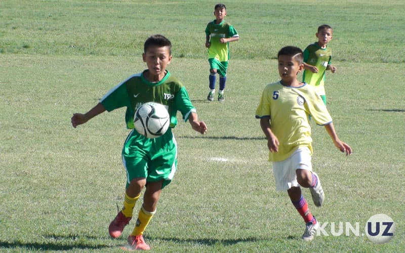 Samarqand viloyatida futbol bo‘yicha bolalar o‘rtasida Islom Karimov xotira turniri o‘tkazilmoqda