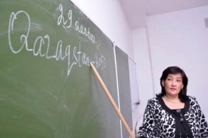 «Lotin imlosiga o‘tishda Qozog‘iston turkiy tilli davlatlarning eng yaxshi tajribalarini o‘zlashtirishi kerak»