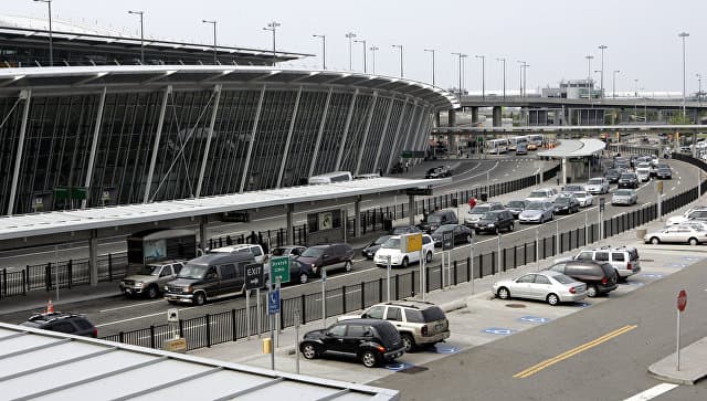 Nyu-Yorkda Lufthansa samolyoti portlash xavfi tufayli favqulodda qo‘ndi
