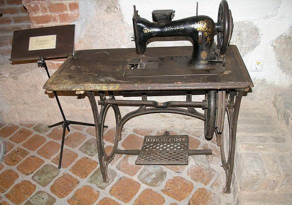 Kun tarixi. 165 yil oldin Isaak Zinger o‘z tikuv mashinasi uchun patent olgandi