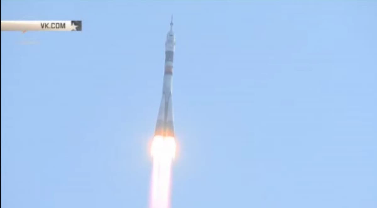 "Soyuz MS" koinot kemasi Yer orbitasiga muvaffaqiyatli chiqarildi
