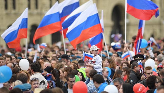 AQSh birinchi marta Rossiya kuni munosabati bilan tabrik yo‘llamadi