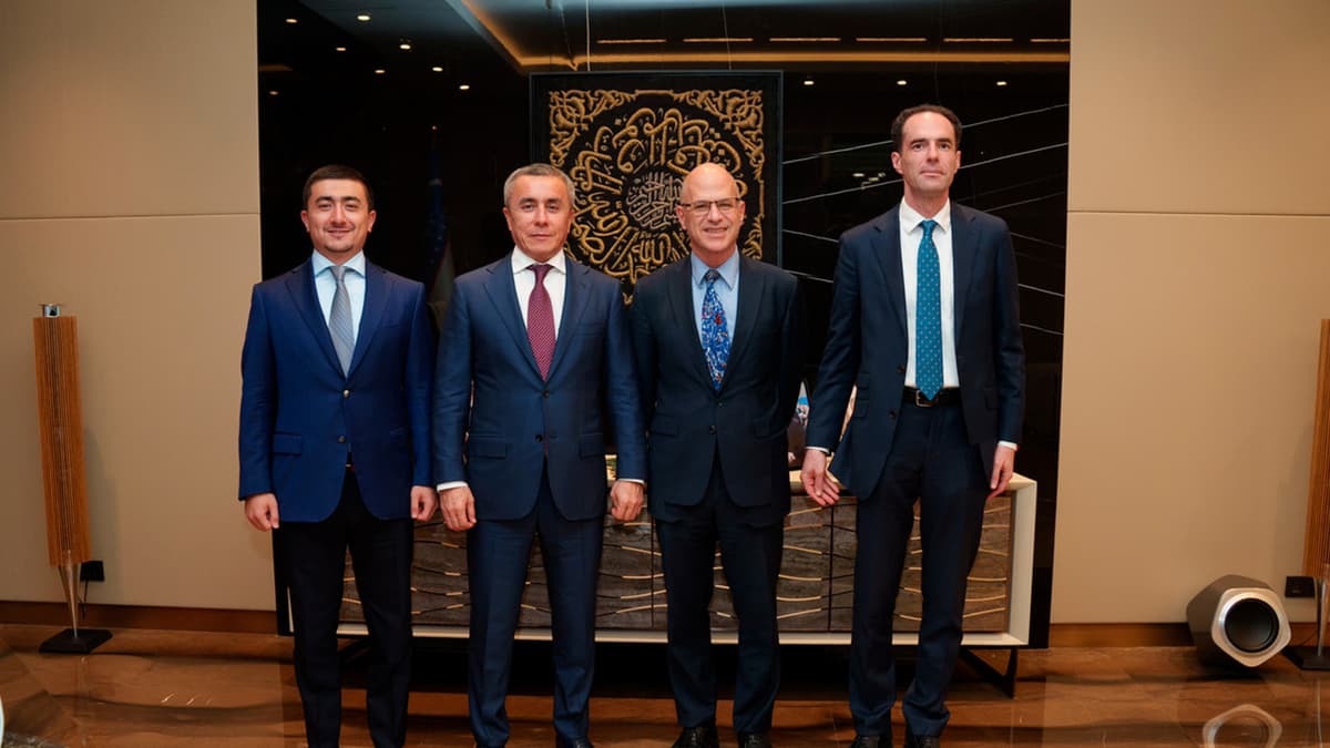 Muloqotdan investitsiyalar sari: InfinBANK AQSH bilan hamkorlikni rivojlantirmoqda