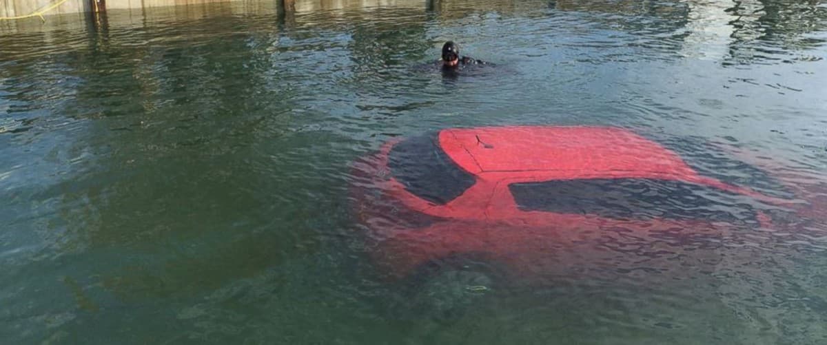 Kanadalik haydovchi qiz navigatorga ishonib ko‘l ichiga kirib ketdi