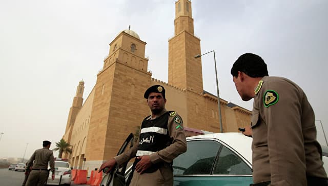 Saudiya Arabistonida kalta yubkasi uchun hibsga olingan qiz ozodlikka chiqarildi