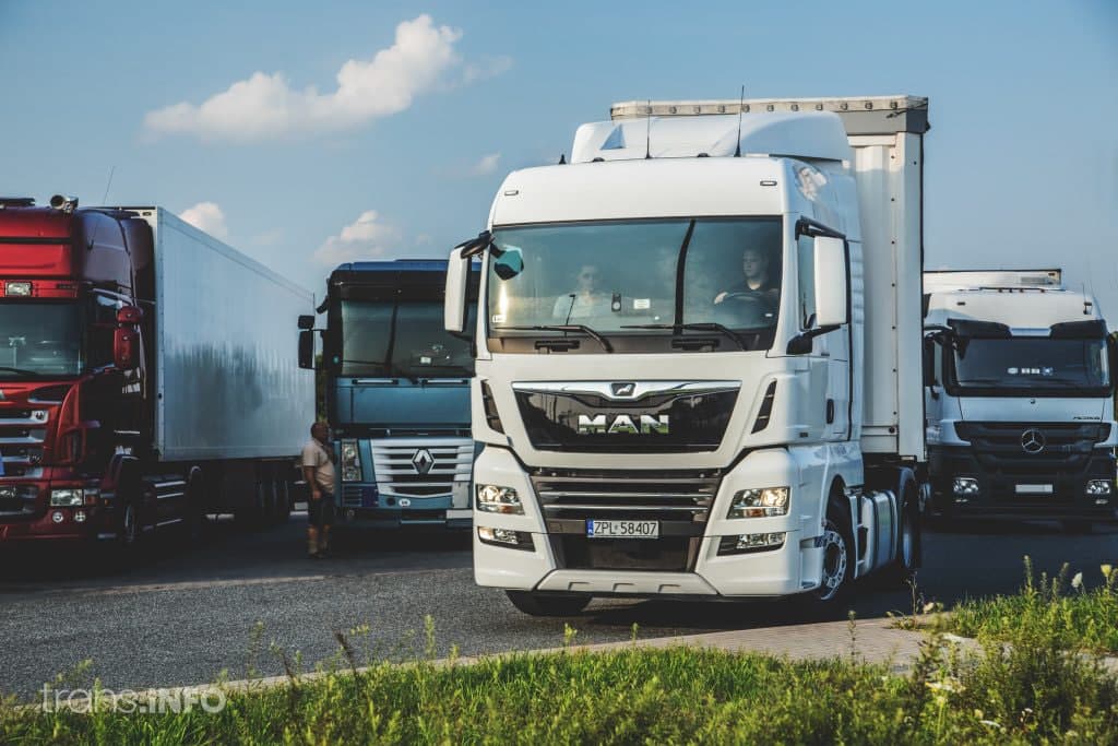 Uzbekistan plans joint driving school with German companies to train truck and bus drivers