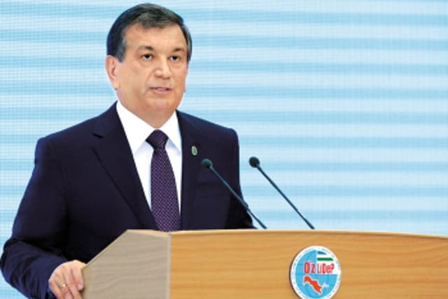 Shavkat Mirziyoyev: Ijtimoiy muammolarni hal etish uchun 15 dastur qabul qilinadi