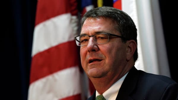 Pentagon rahbari Britaniyada bir necha mamlakat vakillari bilan uchrashadi