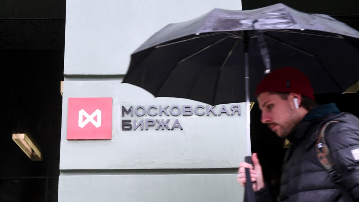 Қозоғистон фонд биржаси Москва биржаси билан барча алоқаларни узди