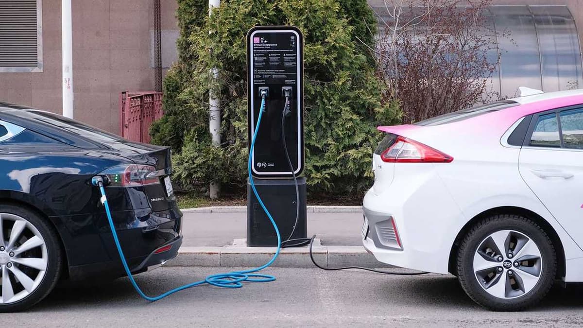 Uzbekistan permits installing EV chargers at home, introduces new tariff incentives for nighttime charging