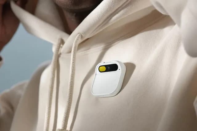 Apple kompaniyasi sobiq xodimlari «kelajak smartfoni»ni taqdim qilishdi