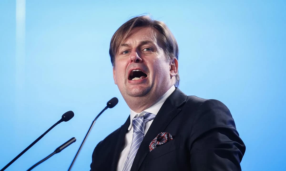 AQShda yevrodeputat RFdan pul olganlikda gumon qilinmoqda