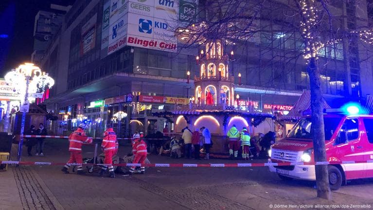 Germaniyada mashina rojdestvo bozoridagi kishilar ustiga haydaldi