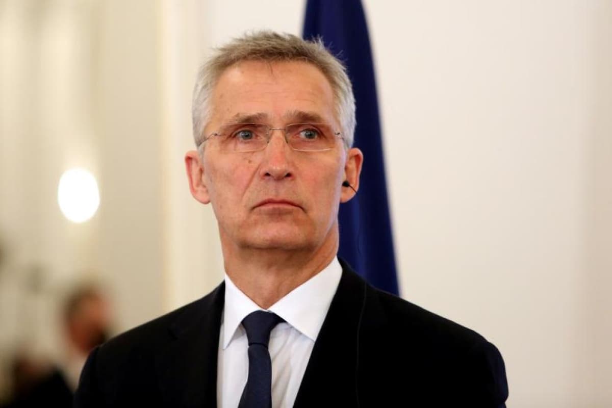 Stoltenberg: Ukraina o‘zini himoya qilish huquqiga ega