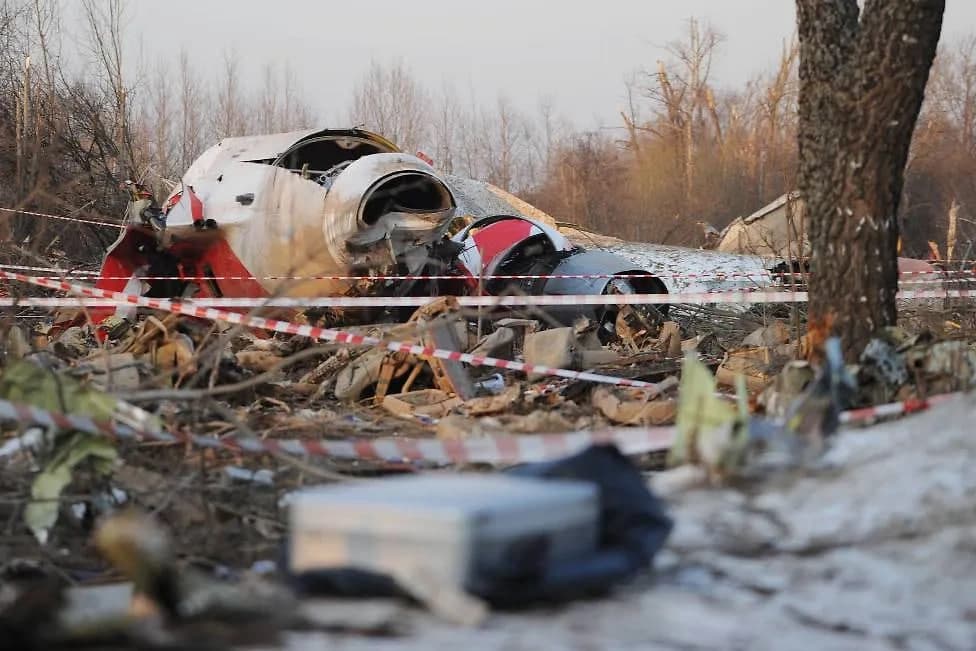 Polsha Smolenskdagi aviahalokat yuzasidan Rossiyaga qarshi da’vosidan voz kechdi