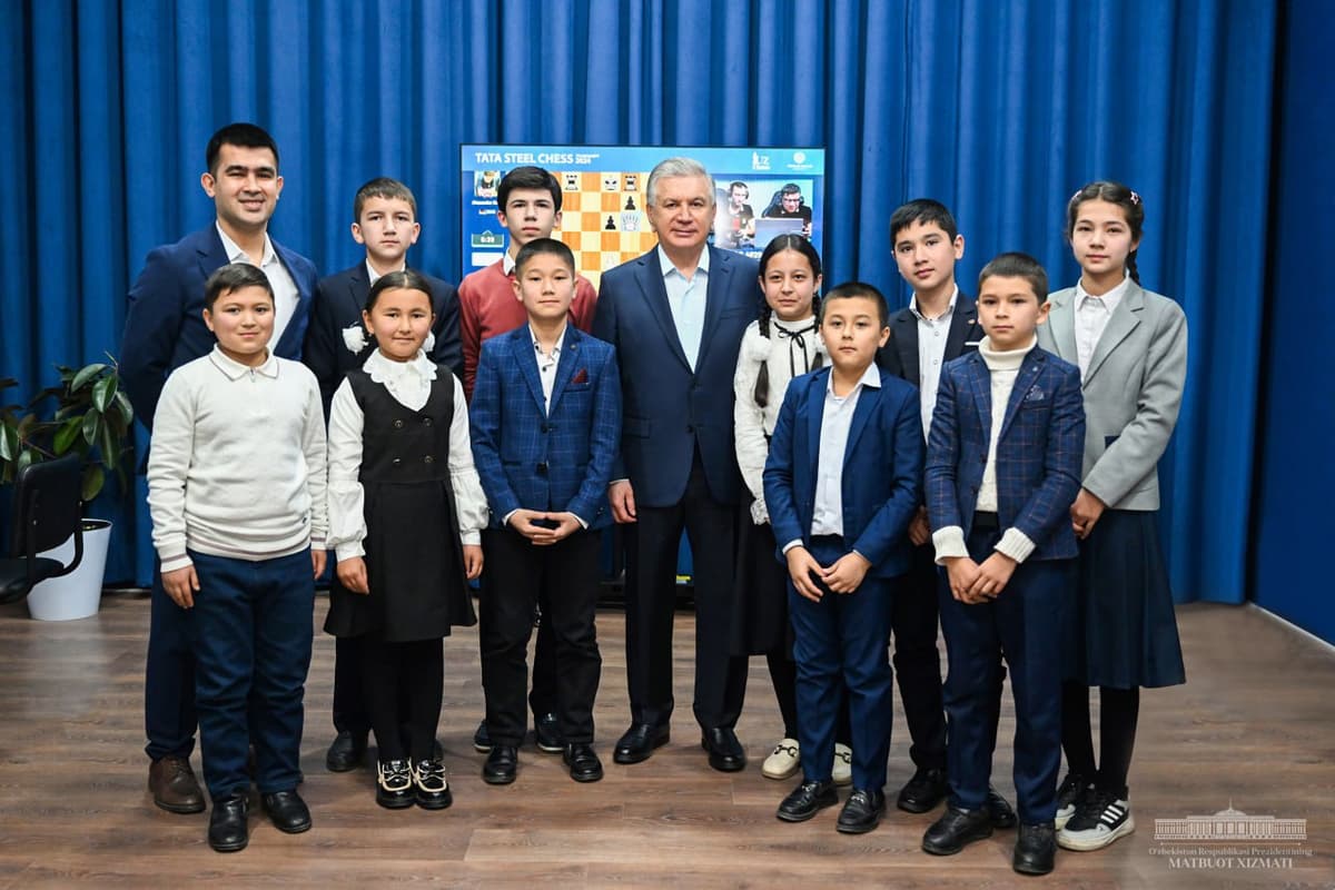 Shavkat Mirziyoyev Marhamat tumaniga bordi