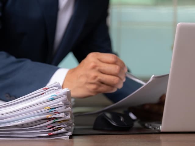Государственные закупки будут проводиться в два этапа