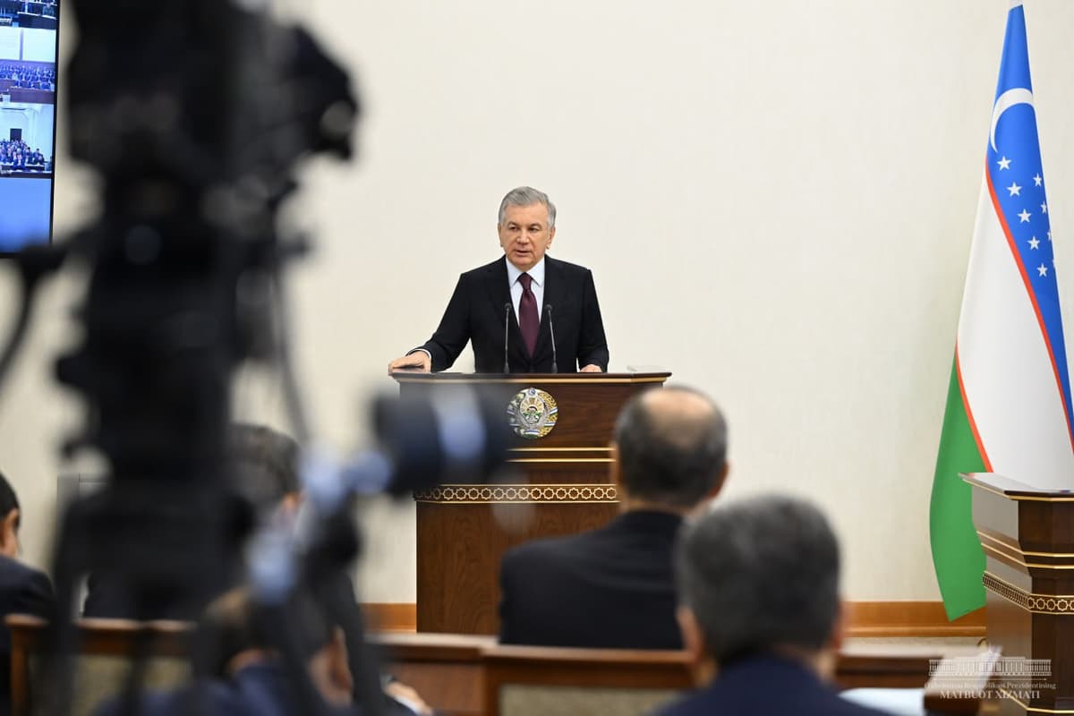 “Pul ishlash uchun farm-kompaniyalar foydasiga retsept yozilyapti” – Prezident tibbiyot sohasini tanqid qildi