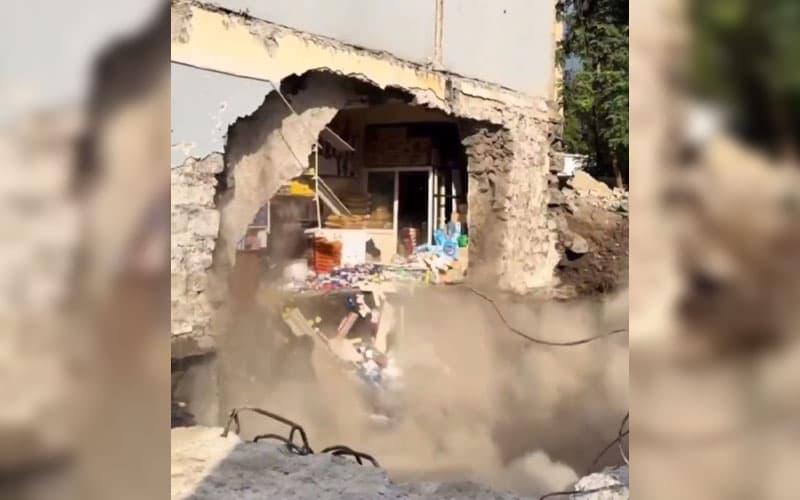 Samarqandda fuqaro kotlovan qazib, qo‘shnisining uyini qulatgani rad etildi