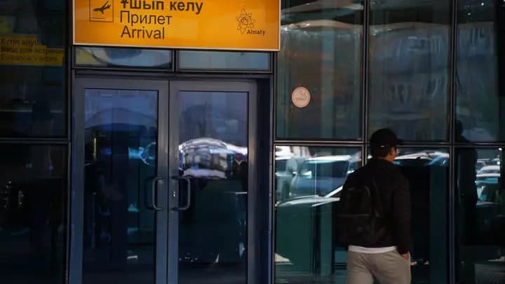 МИД Таджикистана призвало своих граждан быть готовыми к проверкам в аэропортах Казахстана