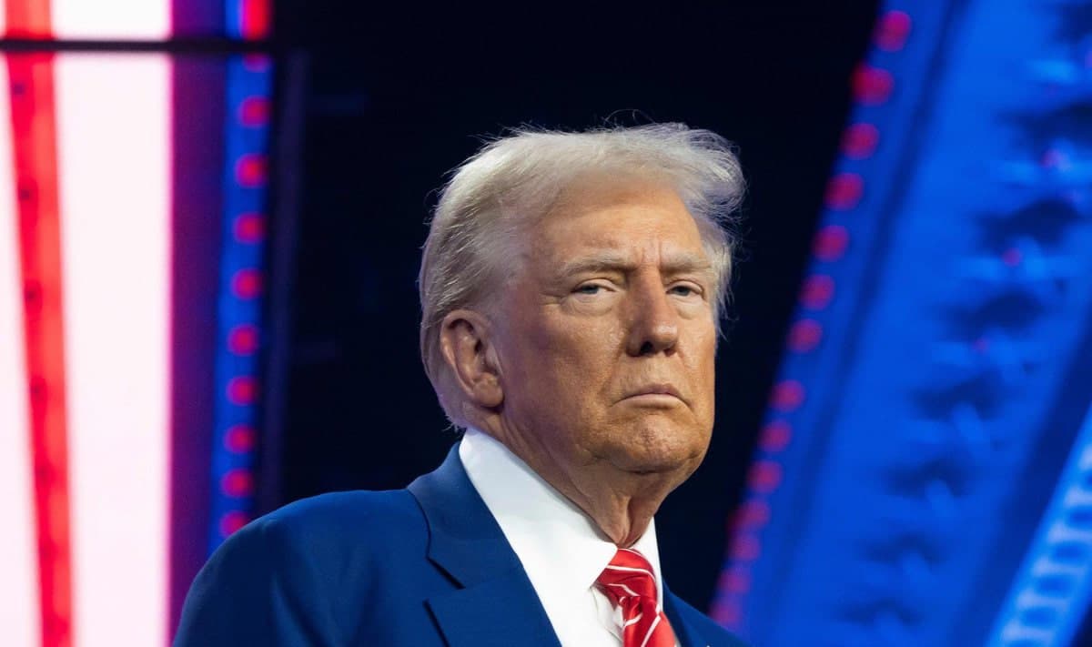 ОАВ: Трамп Панама каналини олишга жиддий қарор қилган