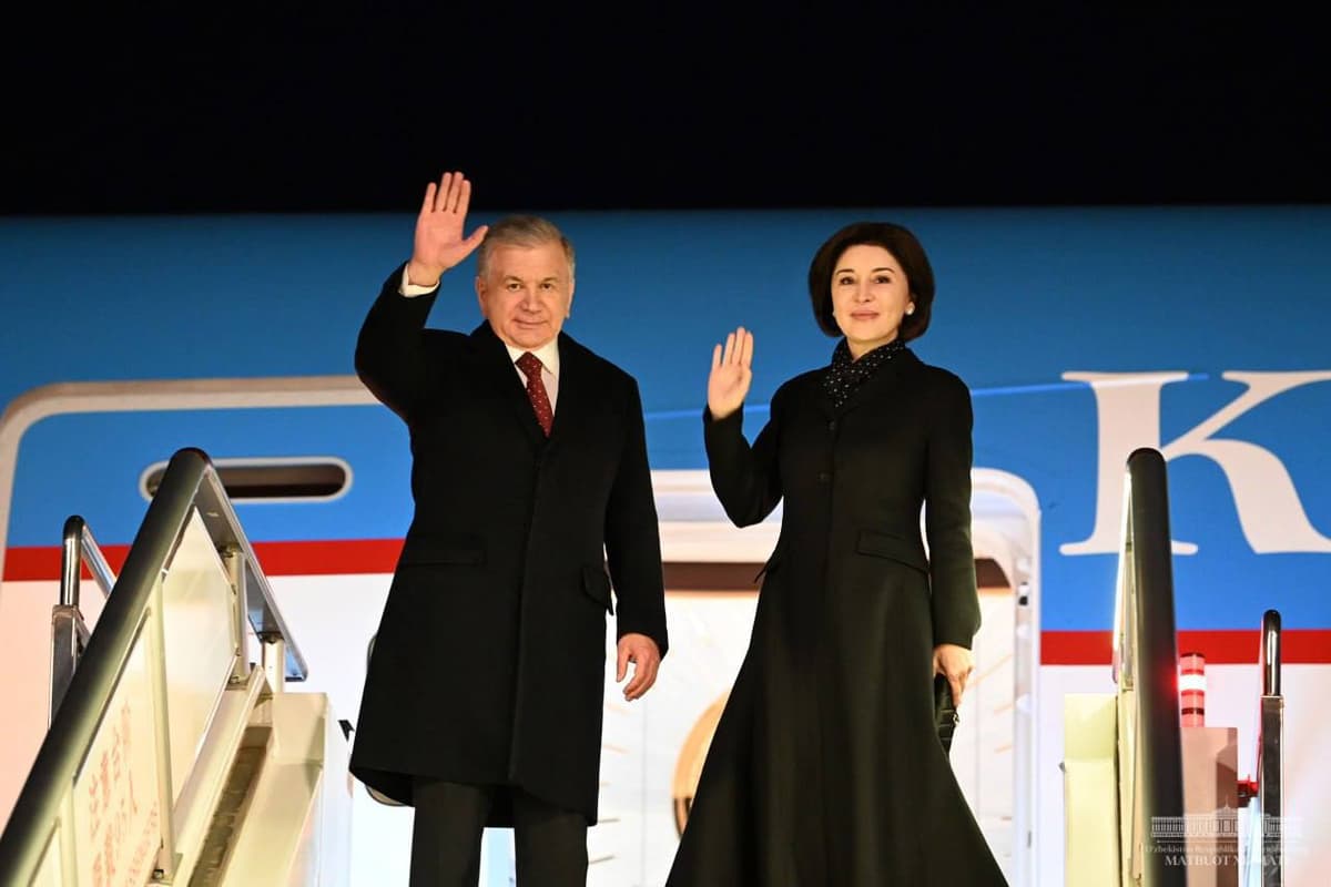 Shavkat Mirziyoyev rafiqasi bilan birga Shenchjen shahriga bordi