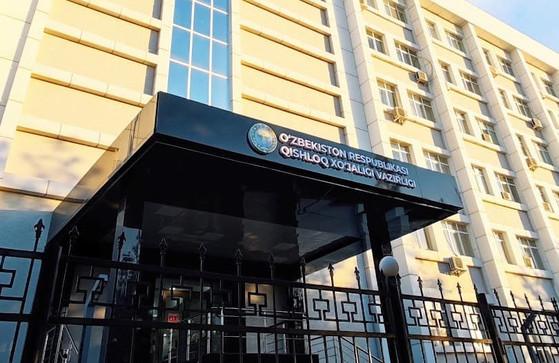 ҚХВ фермерларга босим бўлаётгани билан боғлиқ вазиятни “тўғри талқин қилиш”ни сўради