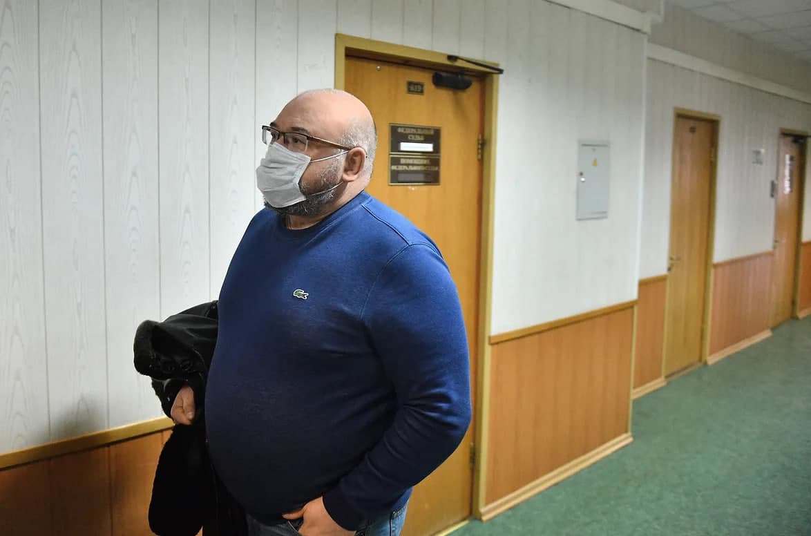 RF Mudofaa vazirligi aloqa boshqarmasi sobiq boshlig‘i pora uchun hibsga olindi