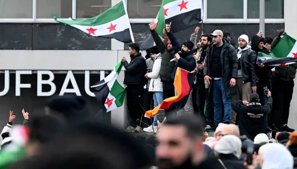 Germaniya suriyalik qochqinlar uchun himoya maqomini bekor qiladi