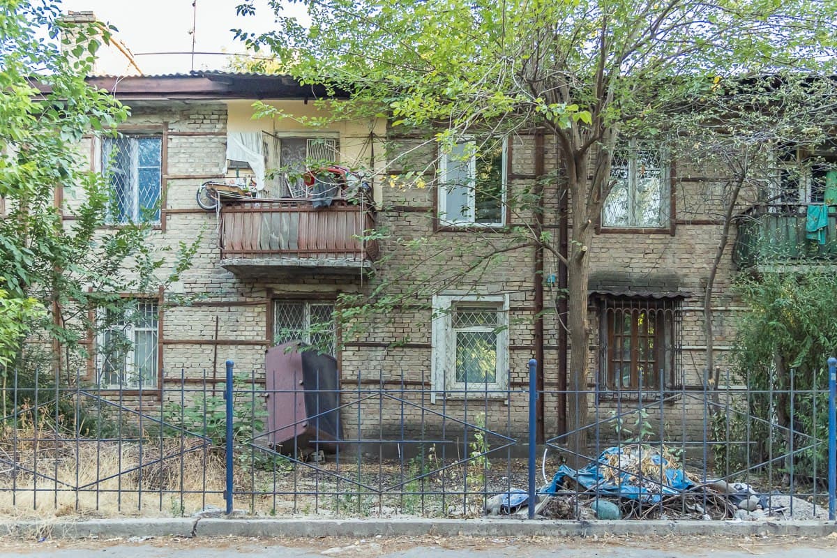 Chinese companies to invest $360 million in renovation of housing in Shaykhantakhur district