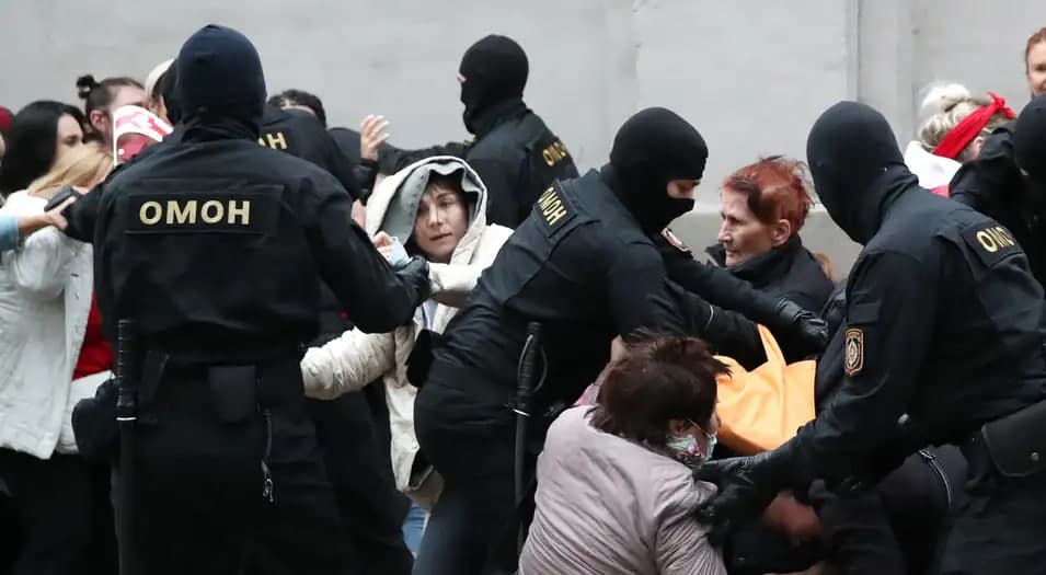 IHXJ Belarusda faollarning ommaviy qo‘lga olinishini qoraladi
