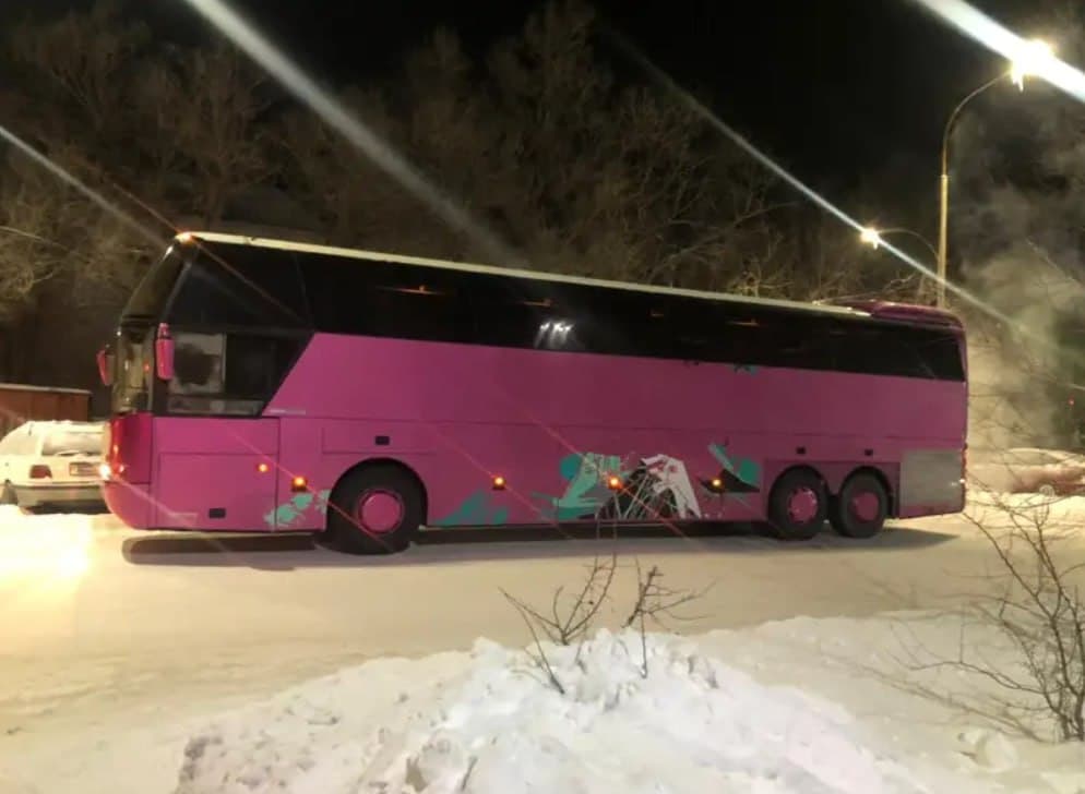 Uzbek citizens evacuated from a bus stuck in cold in Kazakhstan 