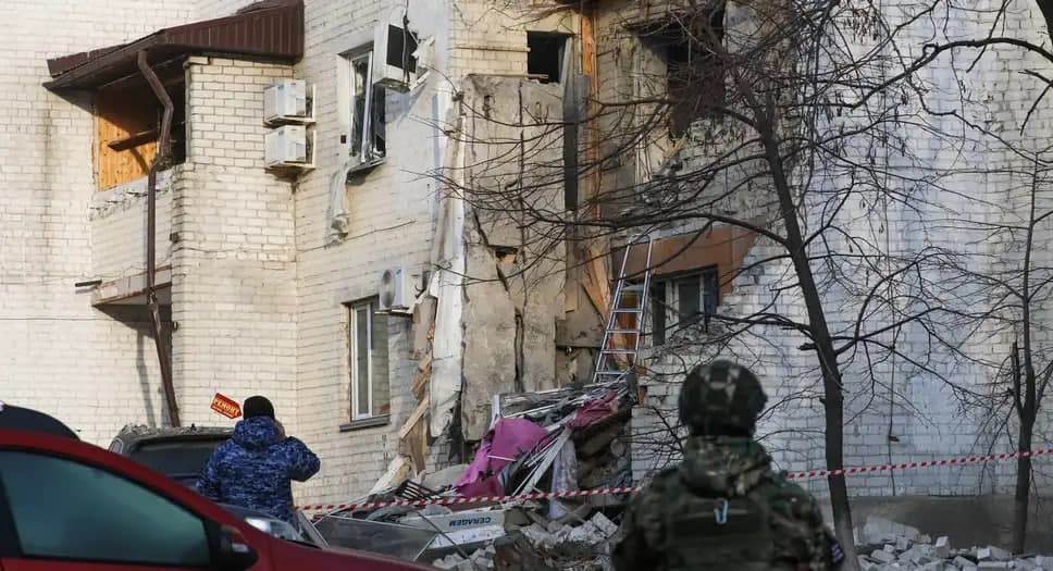 Gladkov: Belgorodga yaqinlashgan 25 ta havo nishoni urib tushirildi