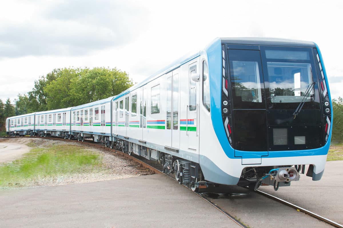 Tashkent Metro to receive 72 modern carriages from Metrovagonmash by 2026