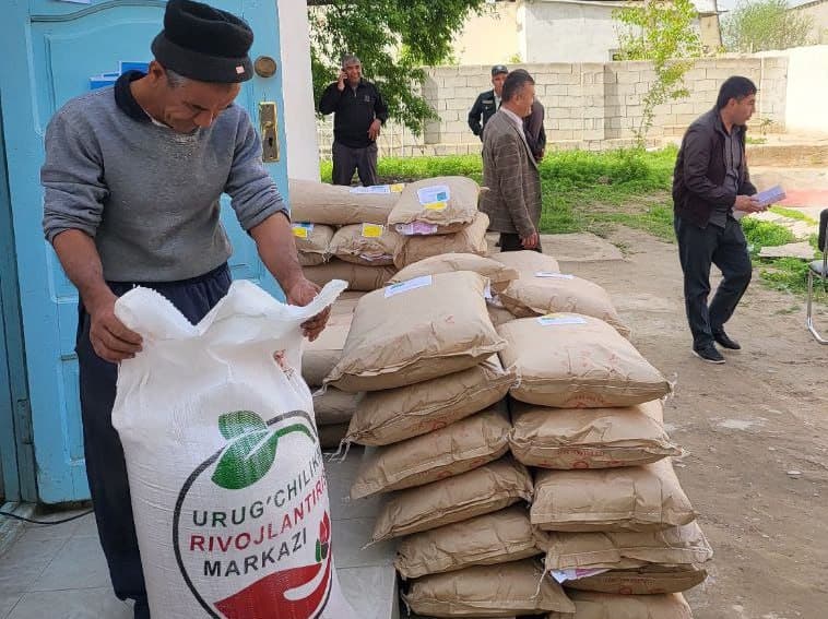 O‘zbekiston Afg‘onistonga 15 turdagi 2,7 tonna urug‘lik tuhfa qildi
